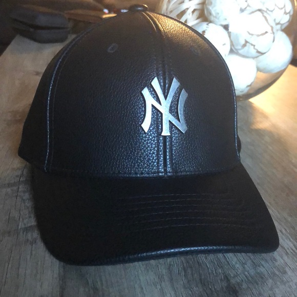 mlb cap friendly